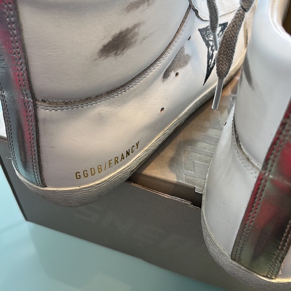 Woman’s golden goose sneaker, size 10 white - Picture 6 of 11